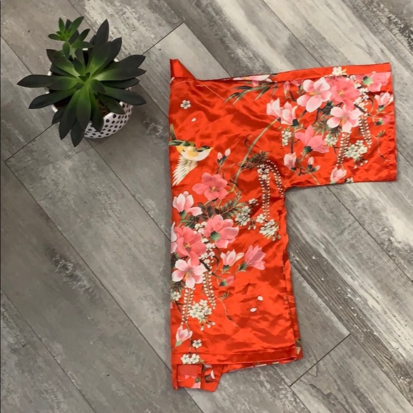 Kimono 👘 Made in Japan 🇯🇵 size L (Kids) (Red) - Picture 2 of 12